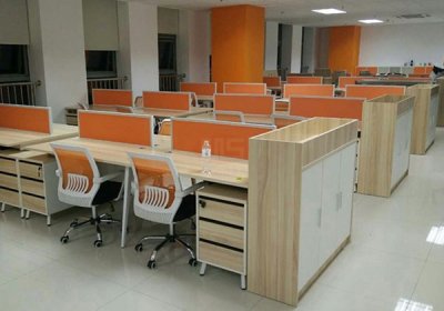 智能園電腦桌訂購(gòu)案例